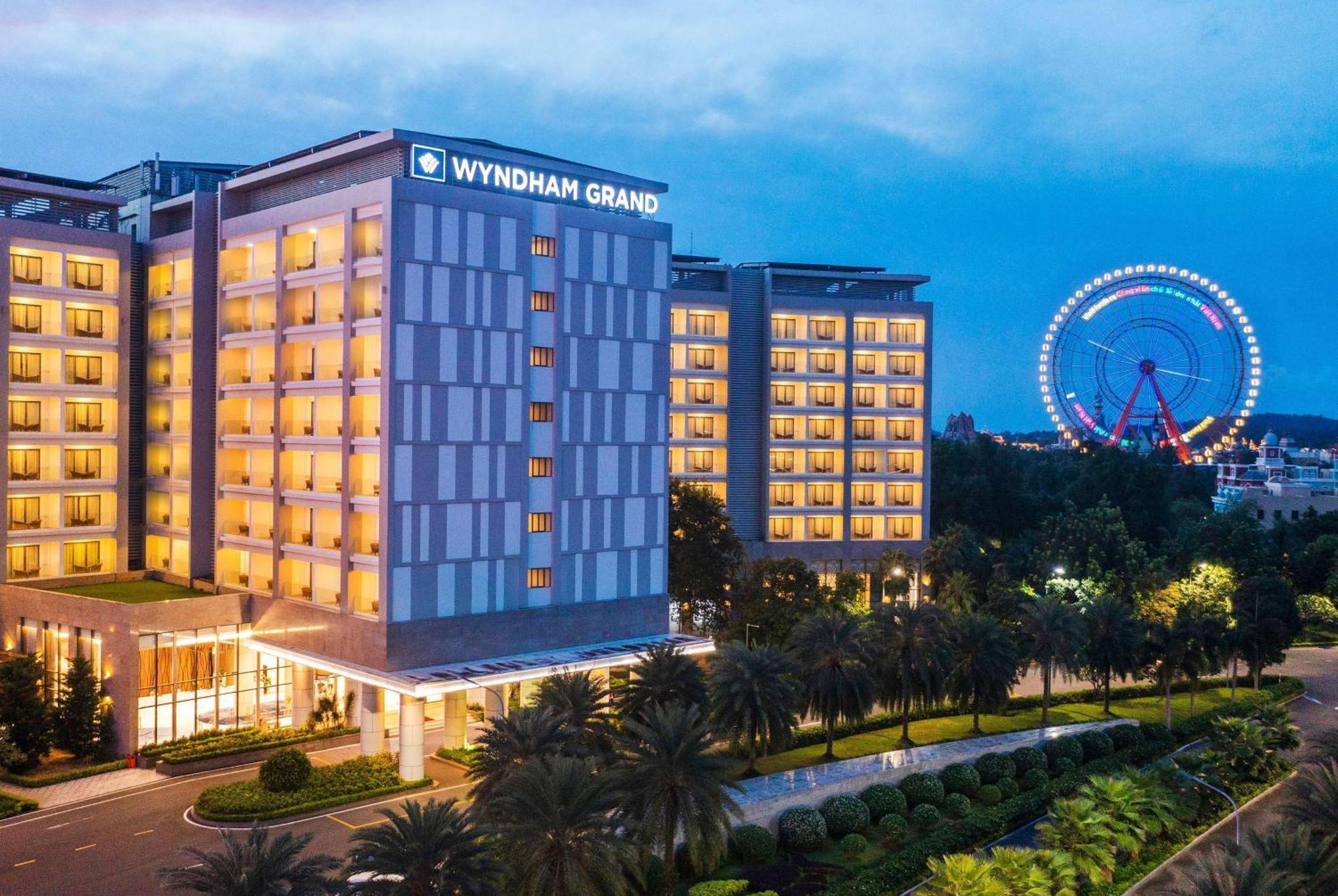 מלון Wyndham Grand דואונג דונג מראה חיצוני תמונה